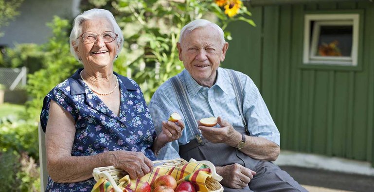 Adattamenti nutrizionali per gli anziani attivi